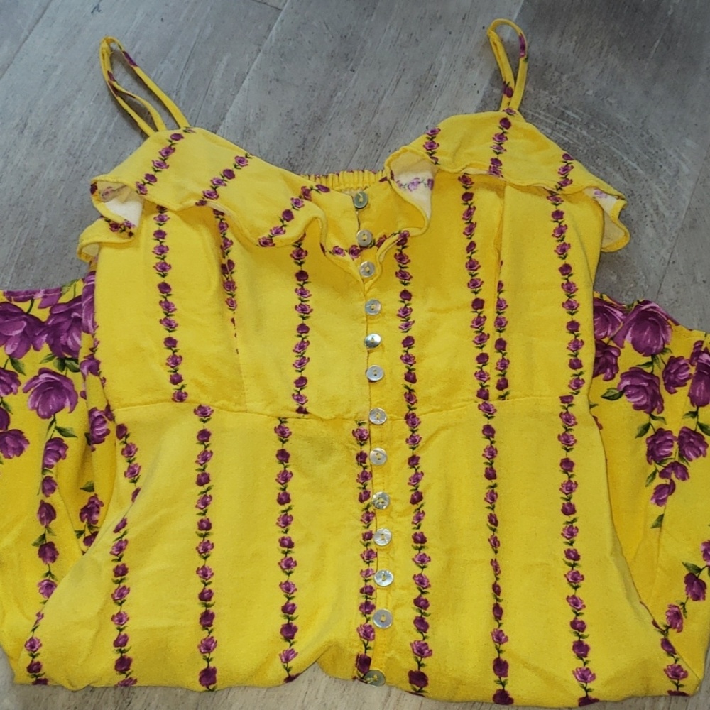 Yellow tank top